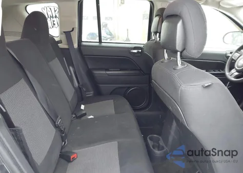 2014 Jeep Compass Sport из США, поврежденный, VIN 1C4NJDBB0ED537329